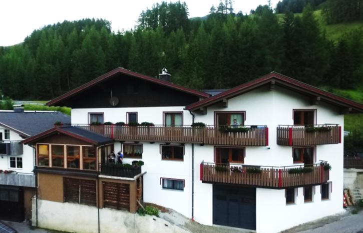 Pension Sonnleitner Heiligenblut Exterior foto